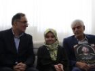 معاون رئیس جمهور با خانواده شهید مهدی رحیمی در ایلام دیدار کرد