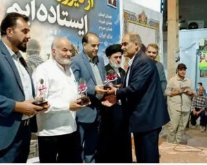 یادواره شهدای هنرمند بجستان در تجمعات شبانه برگزار شد