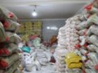 انبار احتکار کالاهای اساس در بوشهر کشف شد