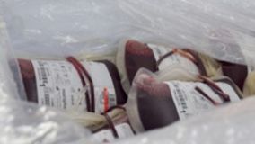 کاهش شدید مراجعات اهدای خون به دلیل سرما و آلودگی هوا/ تهرانی ها خون اهدا کنید