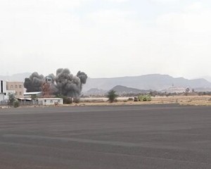حملات هوایی عربستان به صنعا و تعز؛ زخمی شدن 6 کودک در یمن